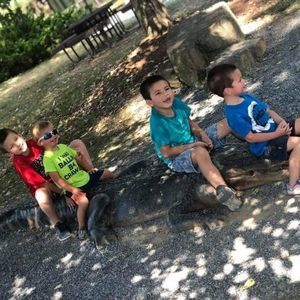 Meet your Posher, Mae